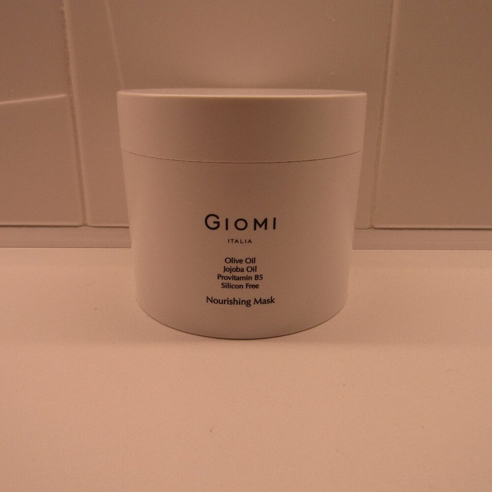 GIOMI Italy Hair Conditioner Mask with Olive & Jojoba Oil--Silicon Free--250mls
